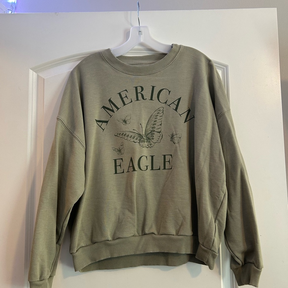 American Eagle Olive Green Pullover
